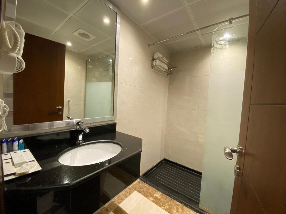 Hotel La Defence Blue Dżedda Zewnętrze zdjęcie
