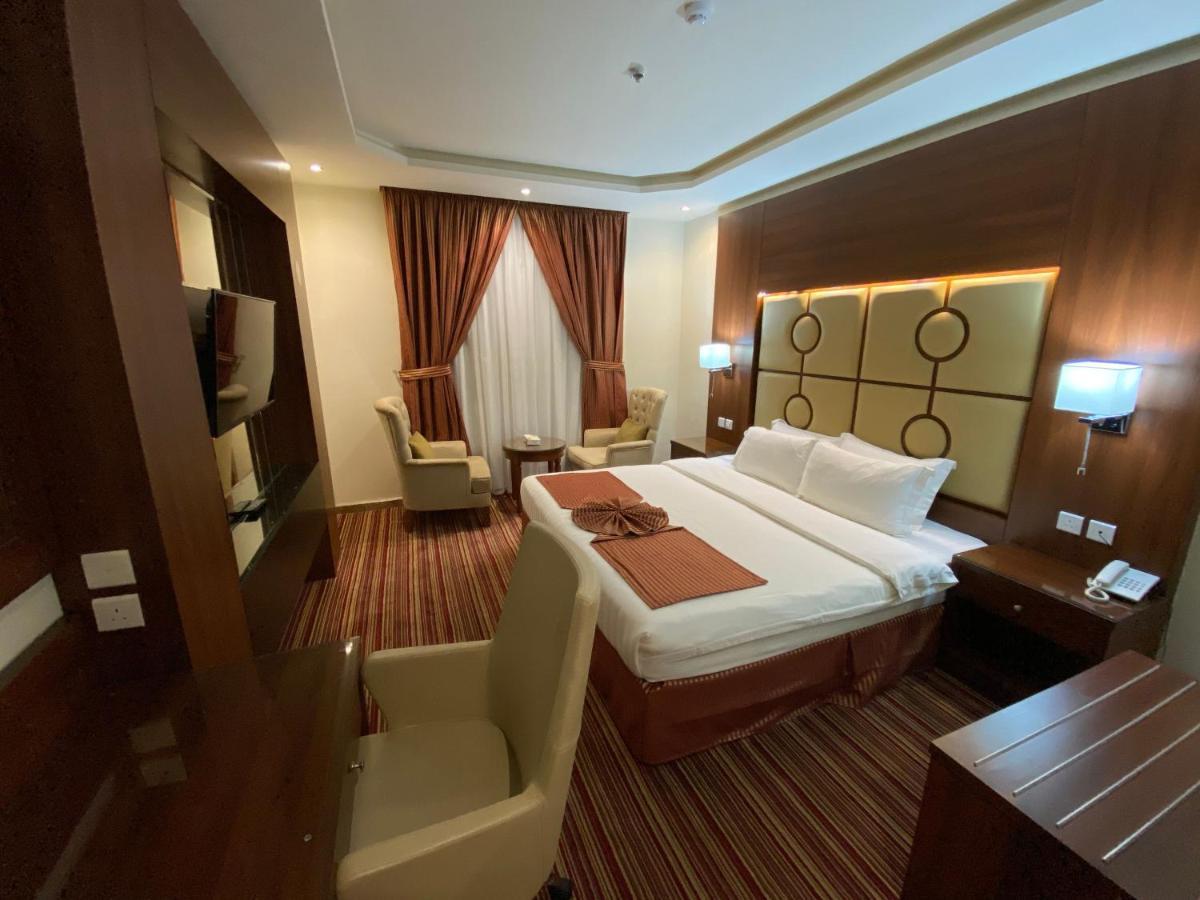 Hotel La Defence Blue Dżedda Zewnętrze zdjęcie